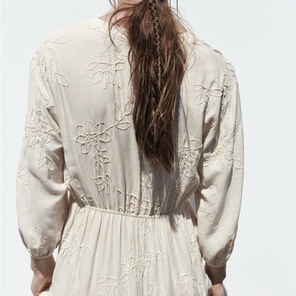 Zara embroidered linen blend midi dress - Picture 2 of 8